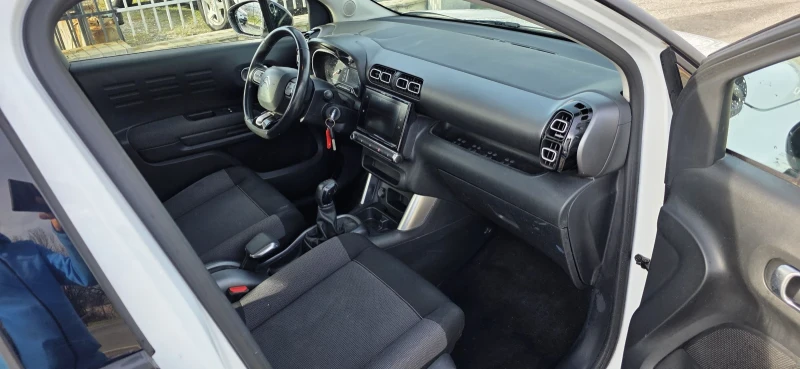 Citroen C3 Aircross 1.2 i Pure Tech /Navi /Led/110hp, снимка 10 - Автомобили и джипове - 52864453