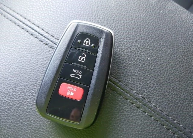 Toyota Rav4 XLE PREMIUM - 40000 лв. - 26377740 | Car24.bg