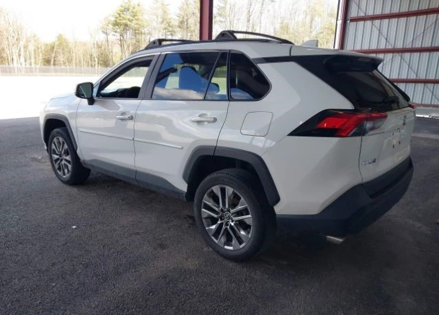 Toyota Rav4 XLE PREMIUM - изображение 2