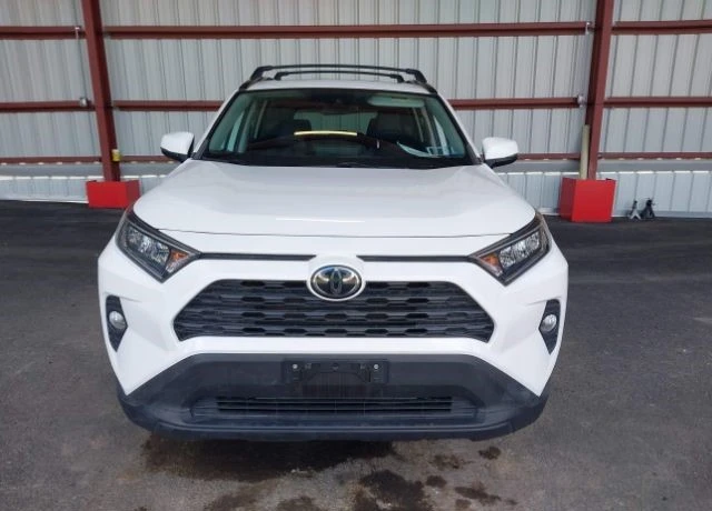 Toyota Rav4 XLE PREMIUM - изображение 8