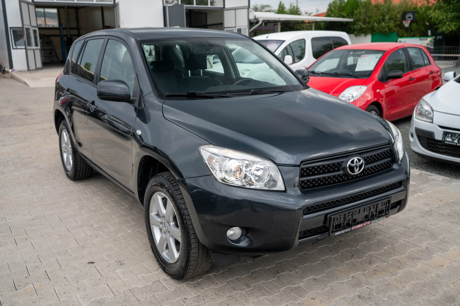 Toyota Rav4 2.2* D-4D* 4х4 - изображение 5