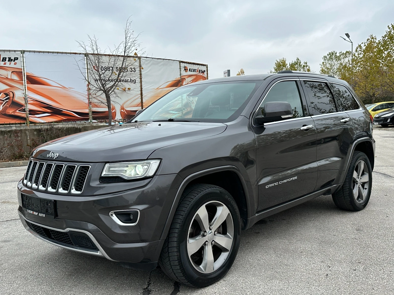 Jeep Grand cherokee 3.0CRDI Overland Всички Екстри!!! - [1] 