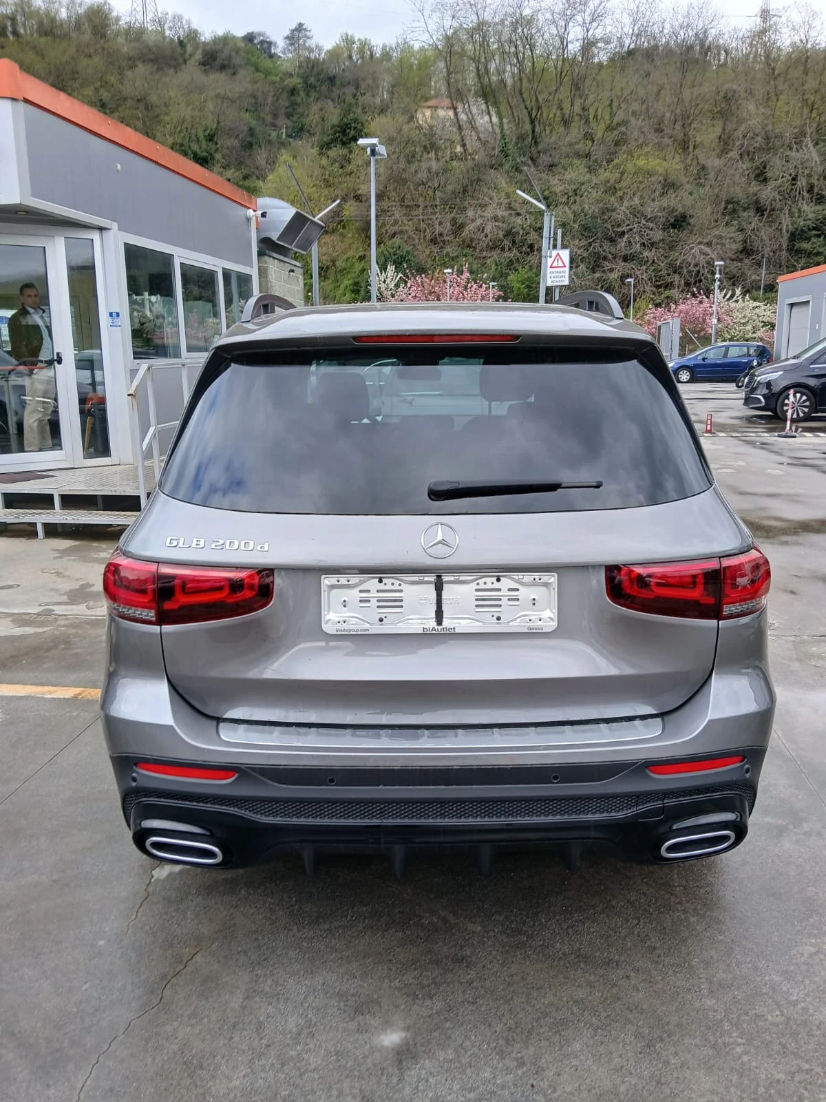 Mercedes-Benz GLB * 200d* AMG* 6+ 1 - изображение 4