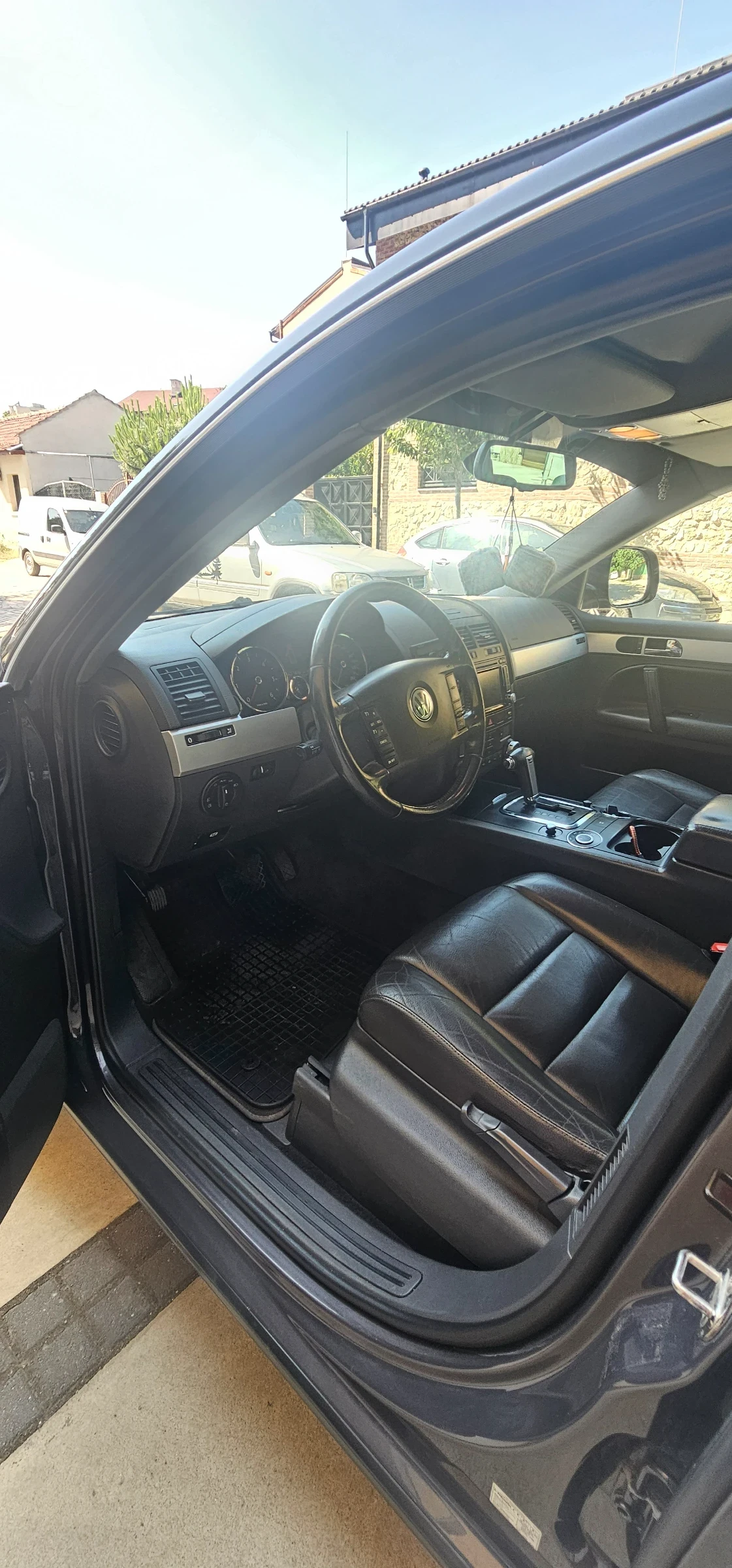 VW Touareg  - изображение 7