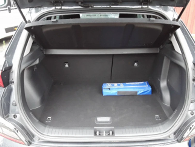 Hyundai Kona, снимка 4 - Автомобили и джипове - 54213935