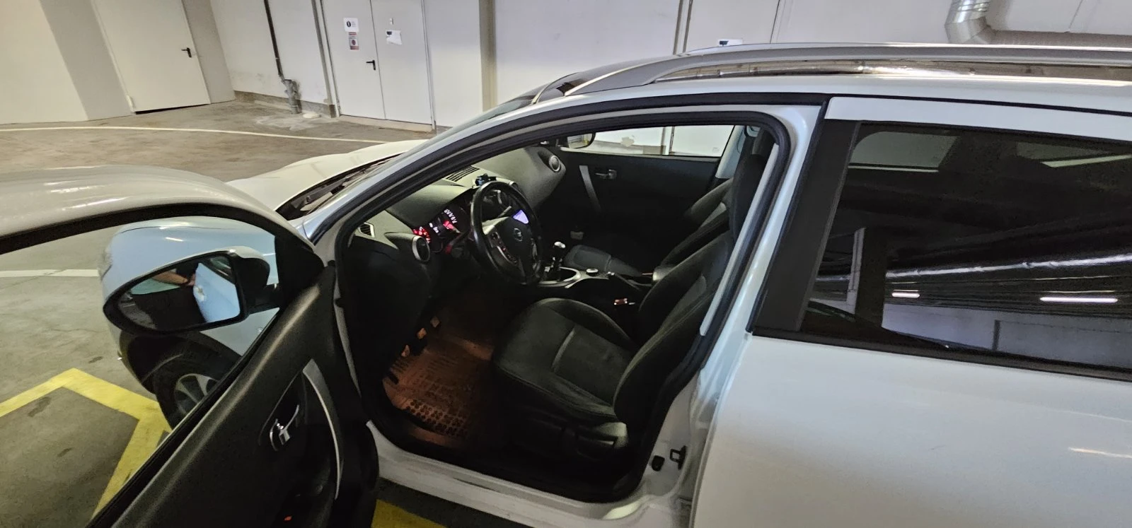 Nissan Qashqai, снимка 6 - Автомобили и джипове - 54439515