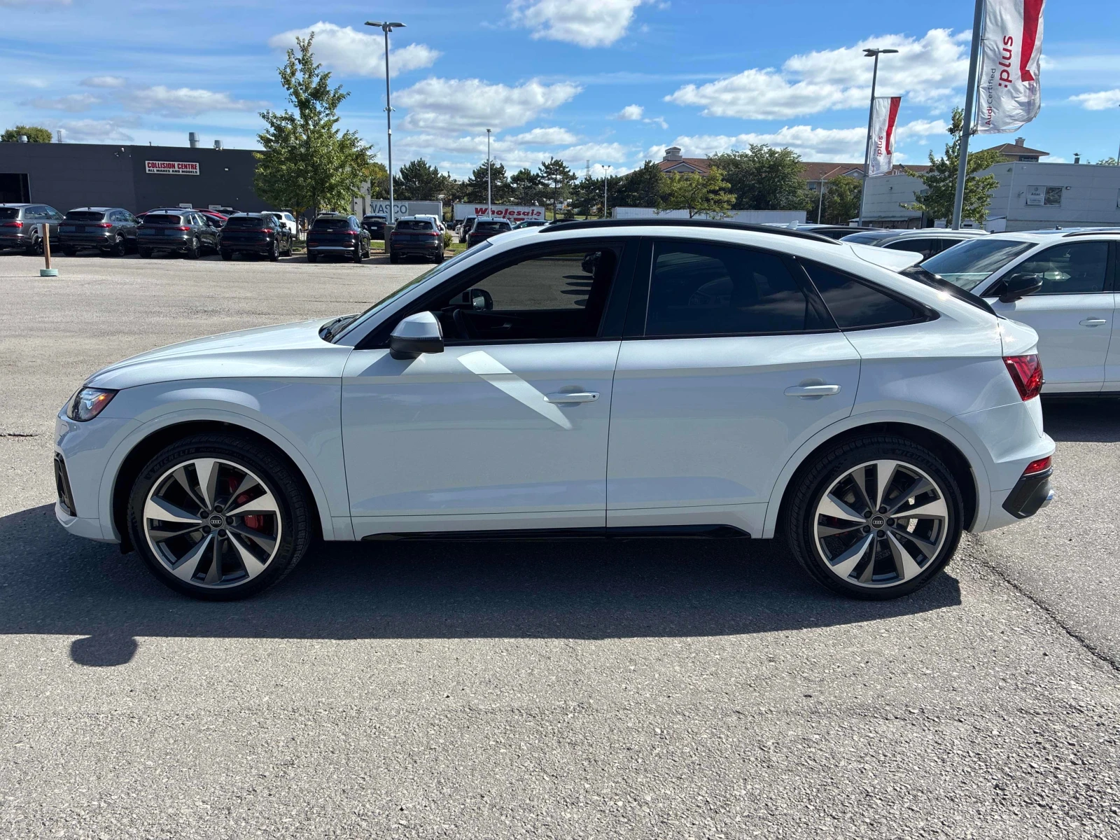 Audi SQ5 Technik Sportback CARFAX, снимка 13 - Автомобили и джипове - 56160907