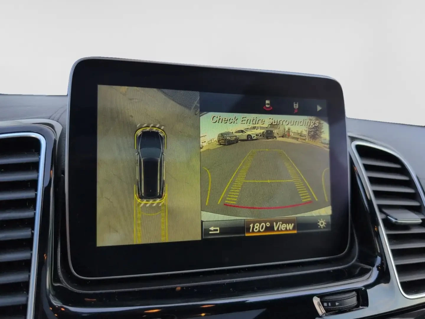 Mercedes-Benz GLS 550 4MATIC* SPORT �����* ACTIVE CURVE SYSTEM | Mobile.bg � ����������� 14