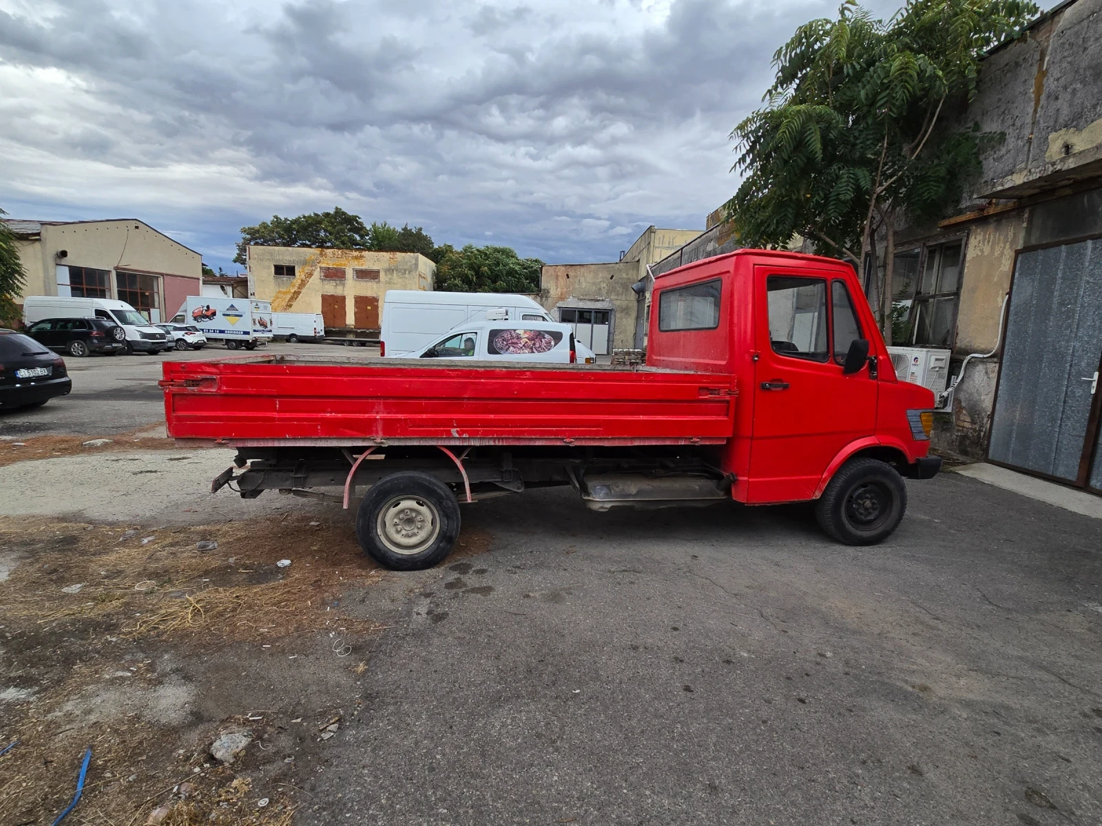 Mercedes-Benz 207  - изображение 5