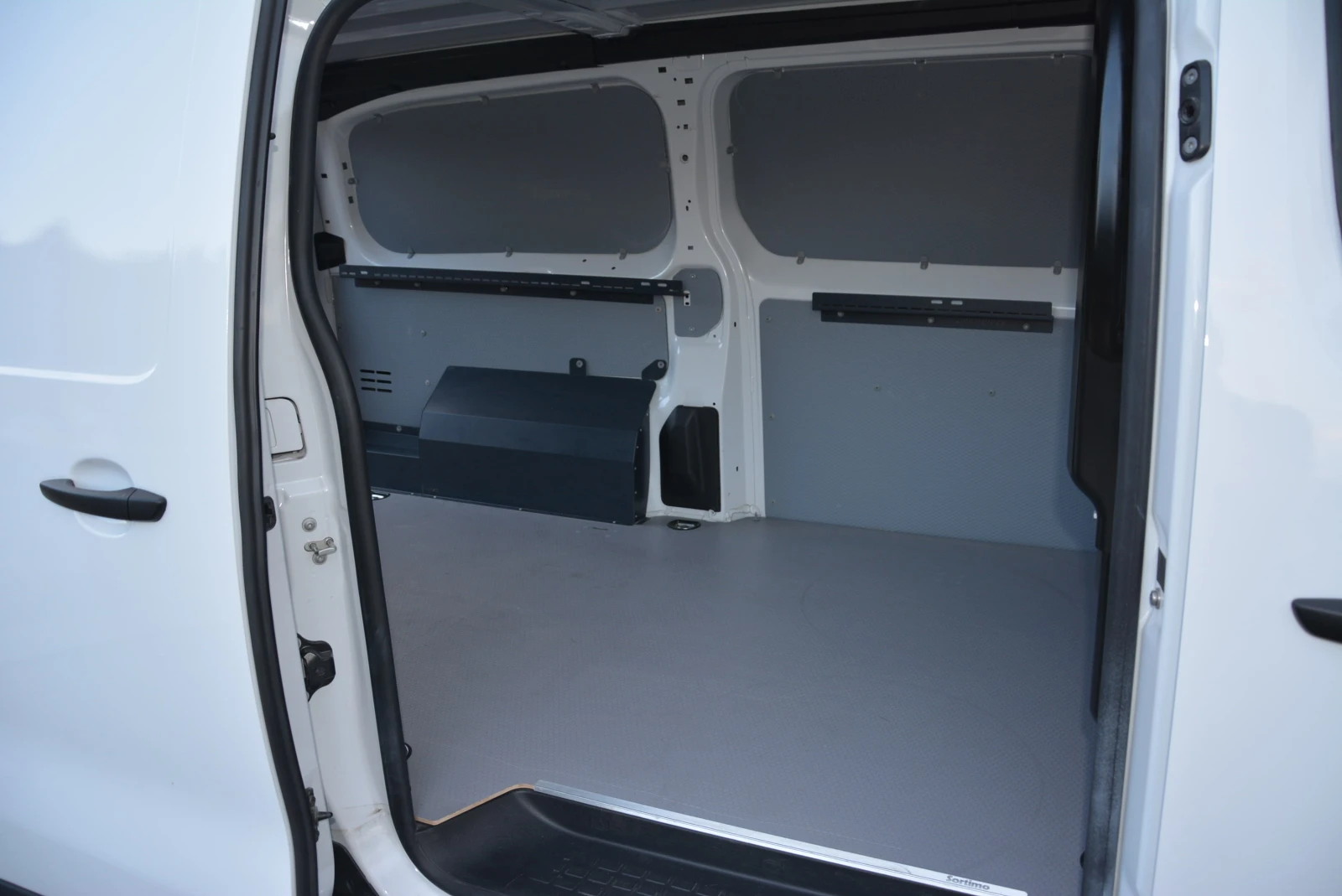 Fiat Scudo 2.0 HDI L3 10k km NAVI 360 CAMERA AUTOPILOT 2+ 1, снимка 16 - Бусове и автобуси - 55021646