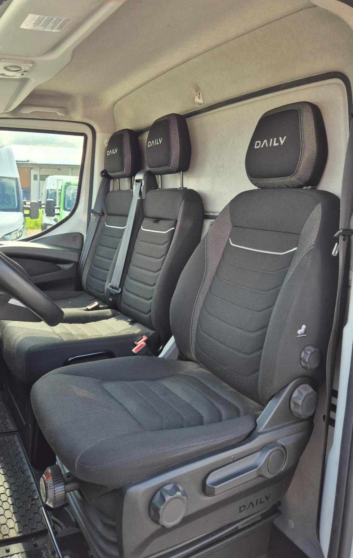 Iveco Daily 35s16* HI-MATIC* AC* ����* ���������*  | Mobile.bg � ����������� 9