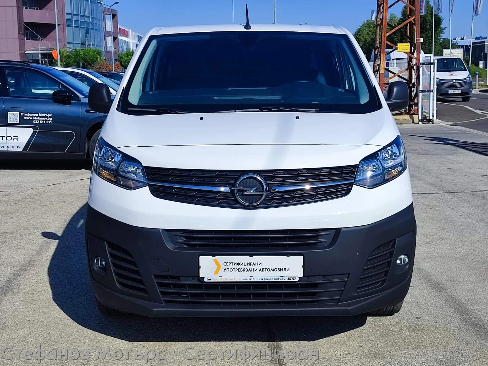 Opel Vivaro Cargo L EHZ Edition 2.0 D (144hp) MT6, снимка 2 - Бусове и автобуси - 55750875