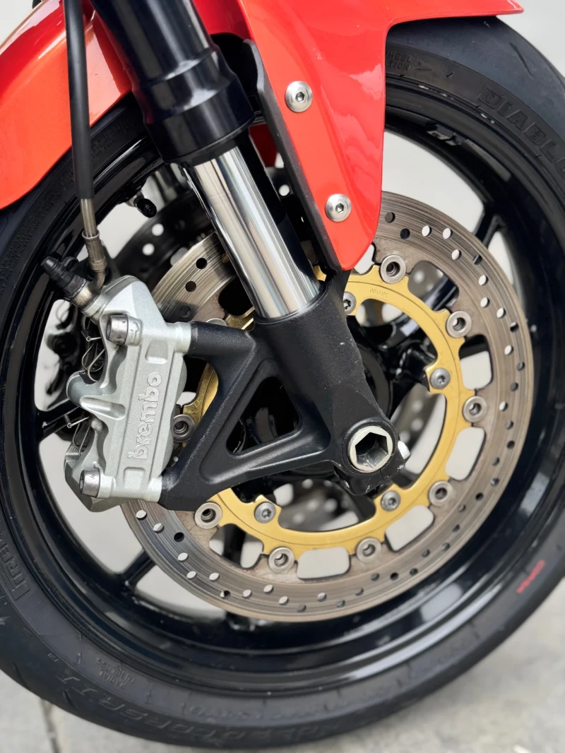 Triumph Speed Triple 1050, снимка 8 - Мотоциклети и мототехника - 51634421