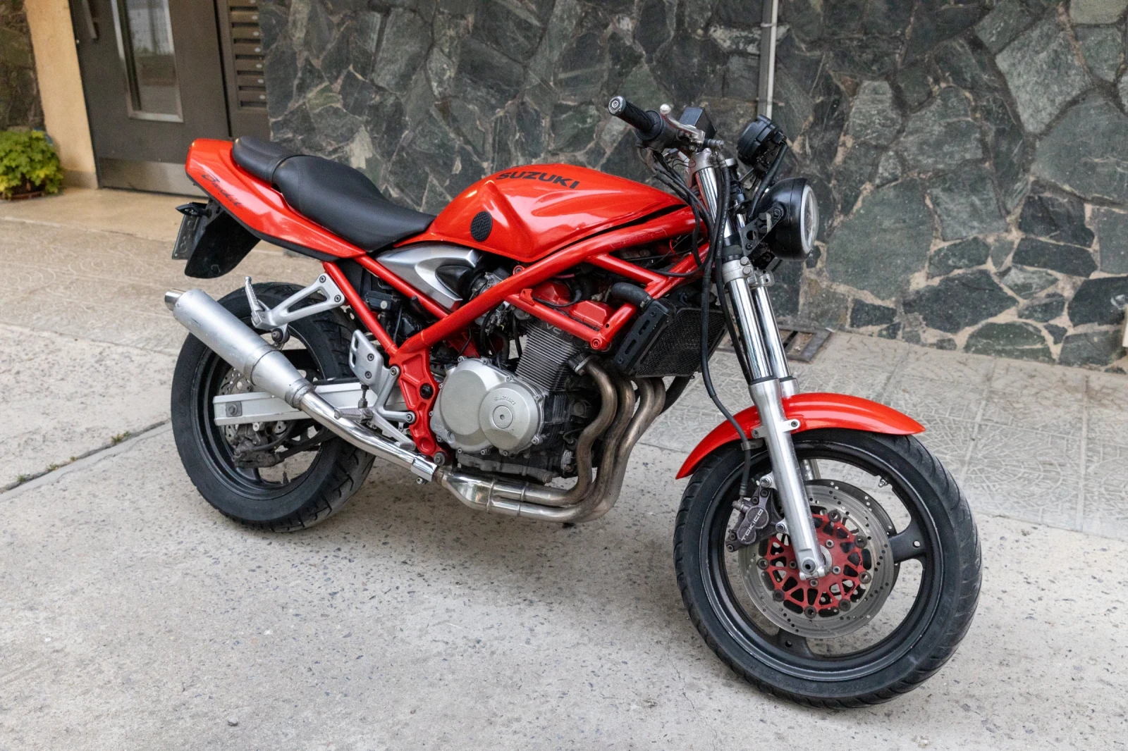 Suzuki Bandit A2 - изображение 2