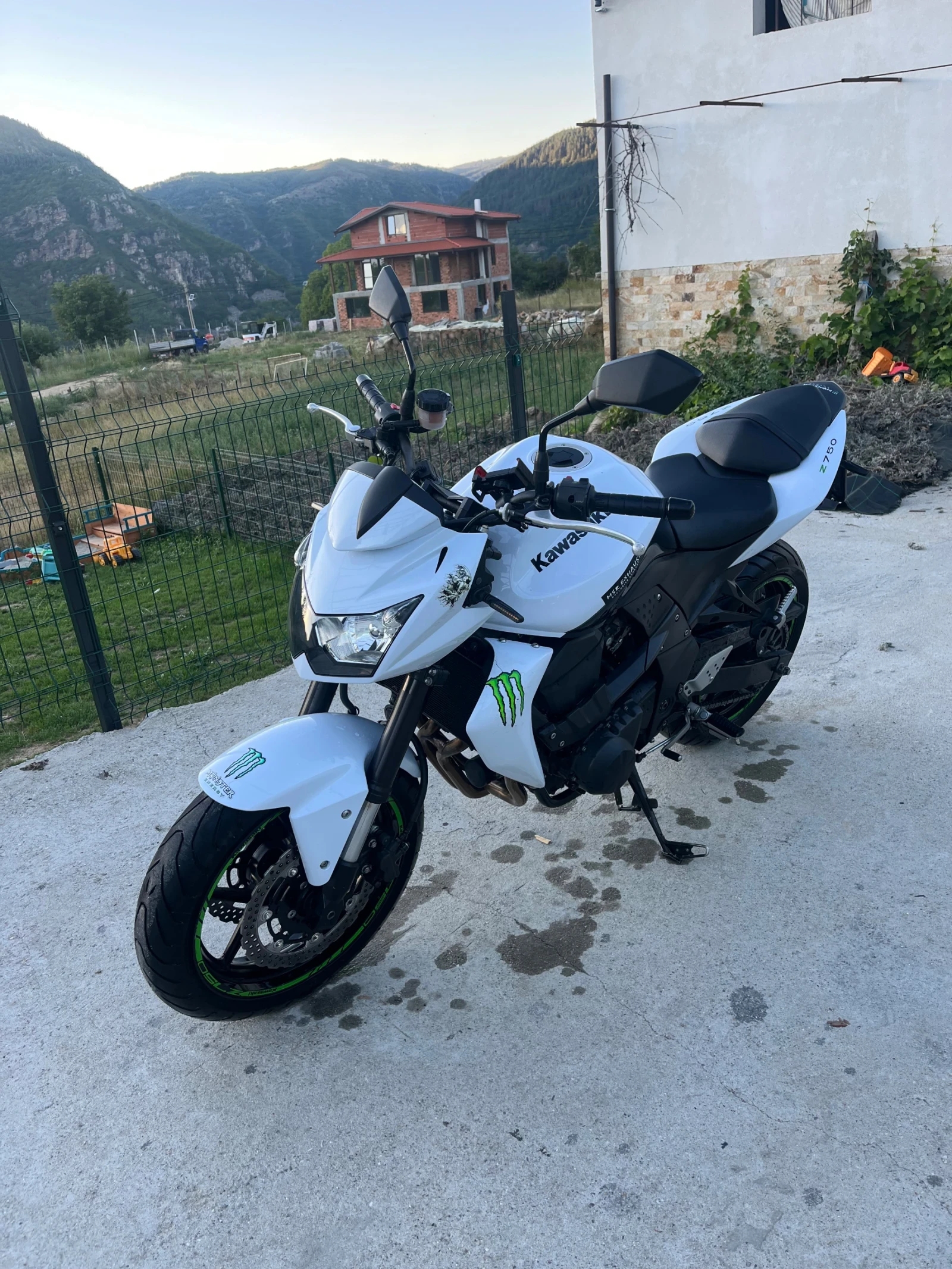 Kawasaki Z Z750, снимка 2 - Мотоциклети и мототехника - 55962901