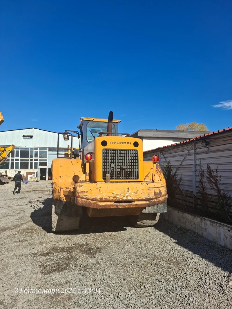 Челен товарач Hyundai HL770, снимка 4 - Индустриална техника - 52412607