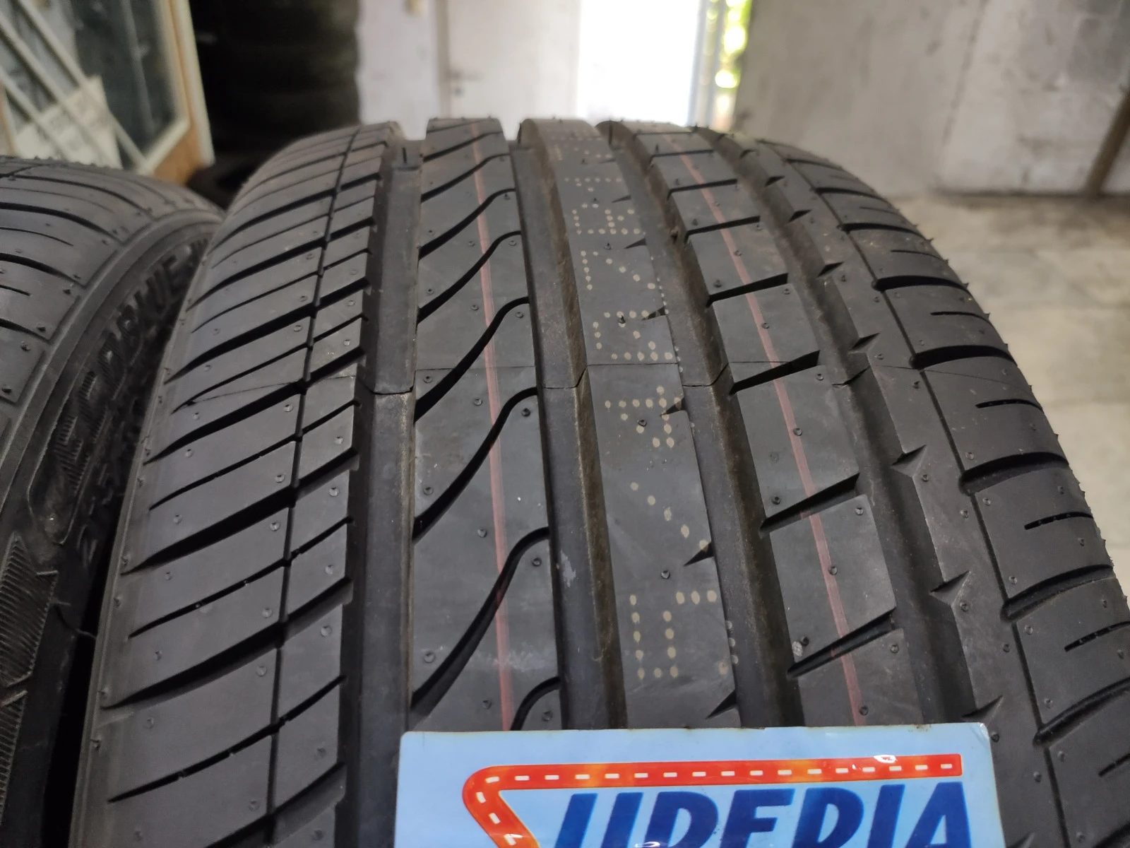  215/40R17 | Mobile.bg   2