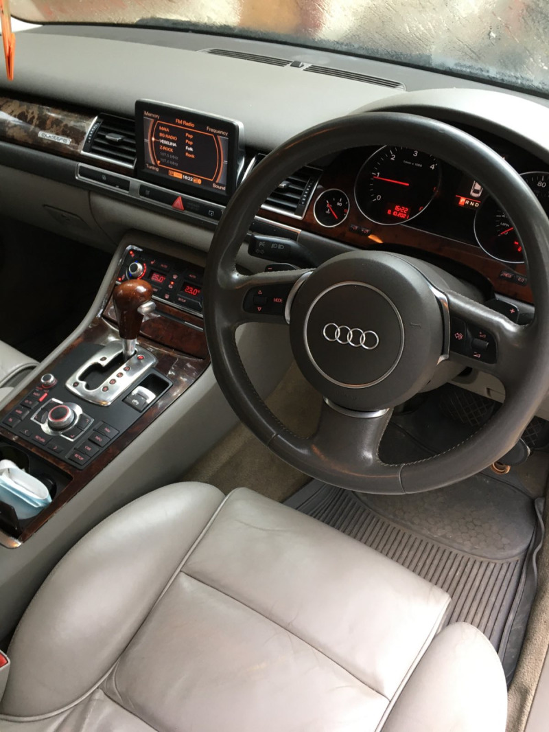 Audi A8 3.0  TDI, снимка 6 - Автомобили и джипове - 39426742