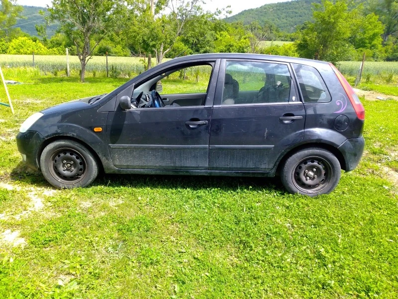 Ford Fiesta, снимка 2 - Автомобили и джипове - 47427201