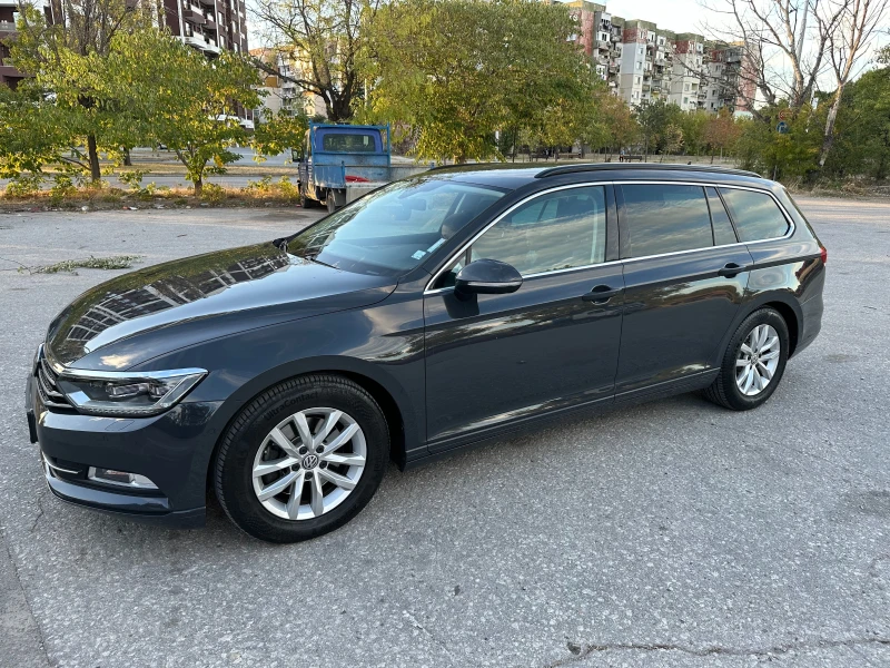 VW Passat, снимка 4 - Автомобили и джипове - 47539279