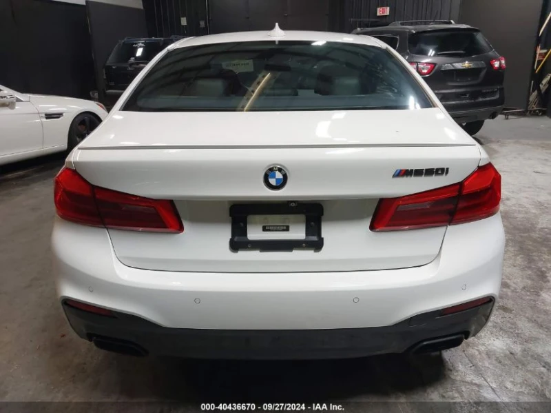 BMW 550 M550I XDRIVE, снимка 5 - Автомобили и джипове - 47732982