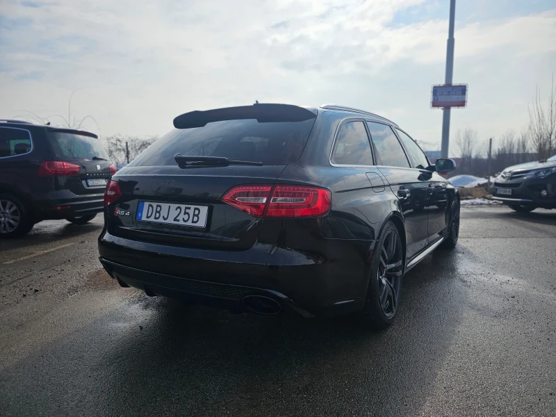 Audi Rs4 4.2 FSI Quattro, B&O, Панорама, Памет , Подгр, снимка 6 - Автомобили и джипове - 49269897