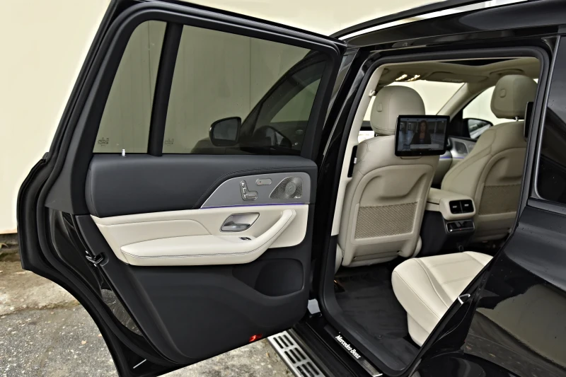 Mercedes-Benz GLS 400 D 4M 3xTV AMG Optik 360 4DBURMESTER PANO LOW-RANGE, снимка 16 - Автомобили и джипове - 52456910