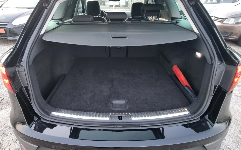 Seat Leon Experience 2.0tdi 150k.c.4x4, снимка 15 - Автомобили и джипове - 52815003