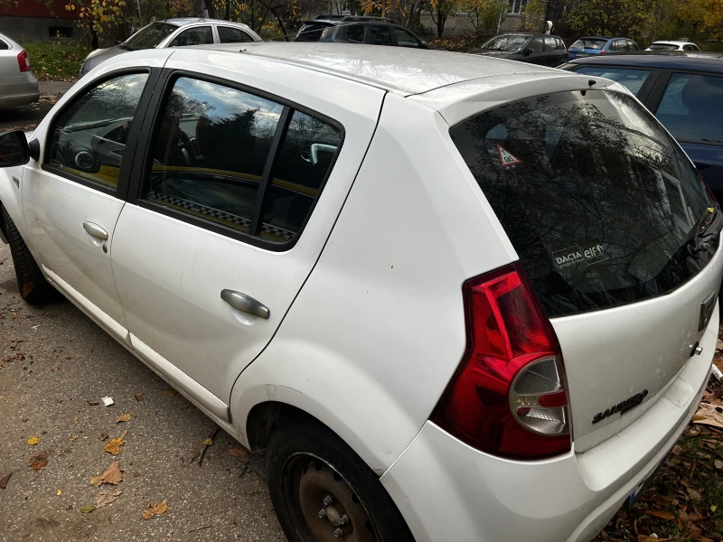 Dacia Sandero, снимка 6 - Автомобили и джипове - 53035934
