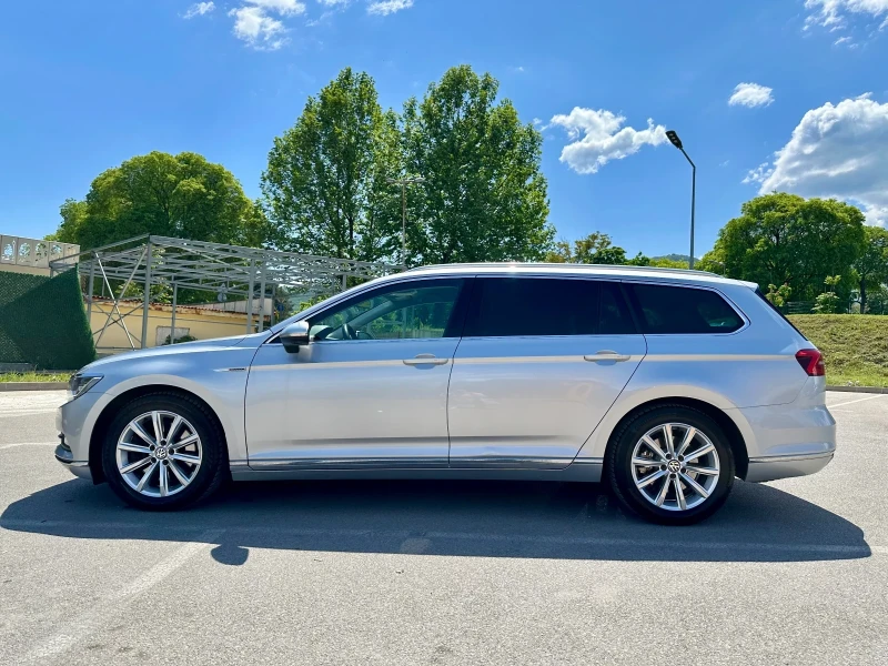 VW Passat 2.0 TDI Digital 4Motion Highline 360, снимка 8 - Автомобили и джипове - 53406685