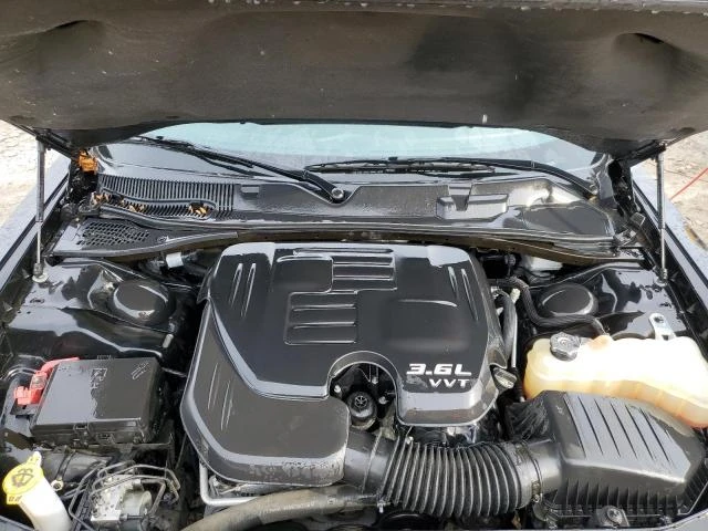 Dodge Challenger SXT, снимка 11 - Автомобили и джипове - 48115293