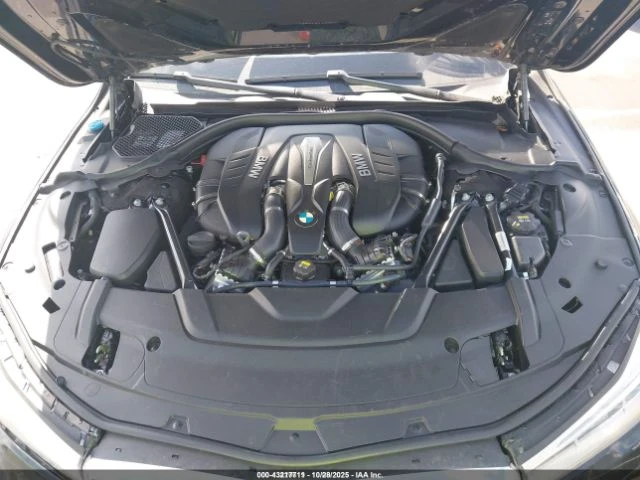 BMW 750 i xDrive * M Pack * PANO * .  *  | Mobile.bg   9