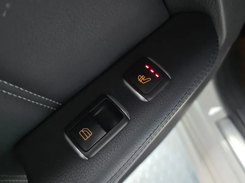 Mercedes-Benz E 220  Bluetec Avant Garde Sports | Mobile.bg � ����������� 17