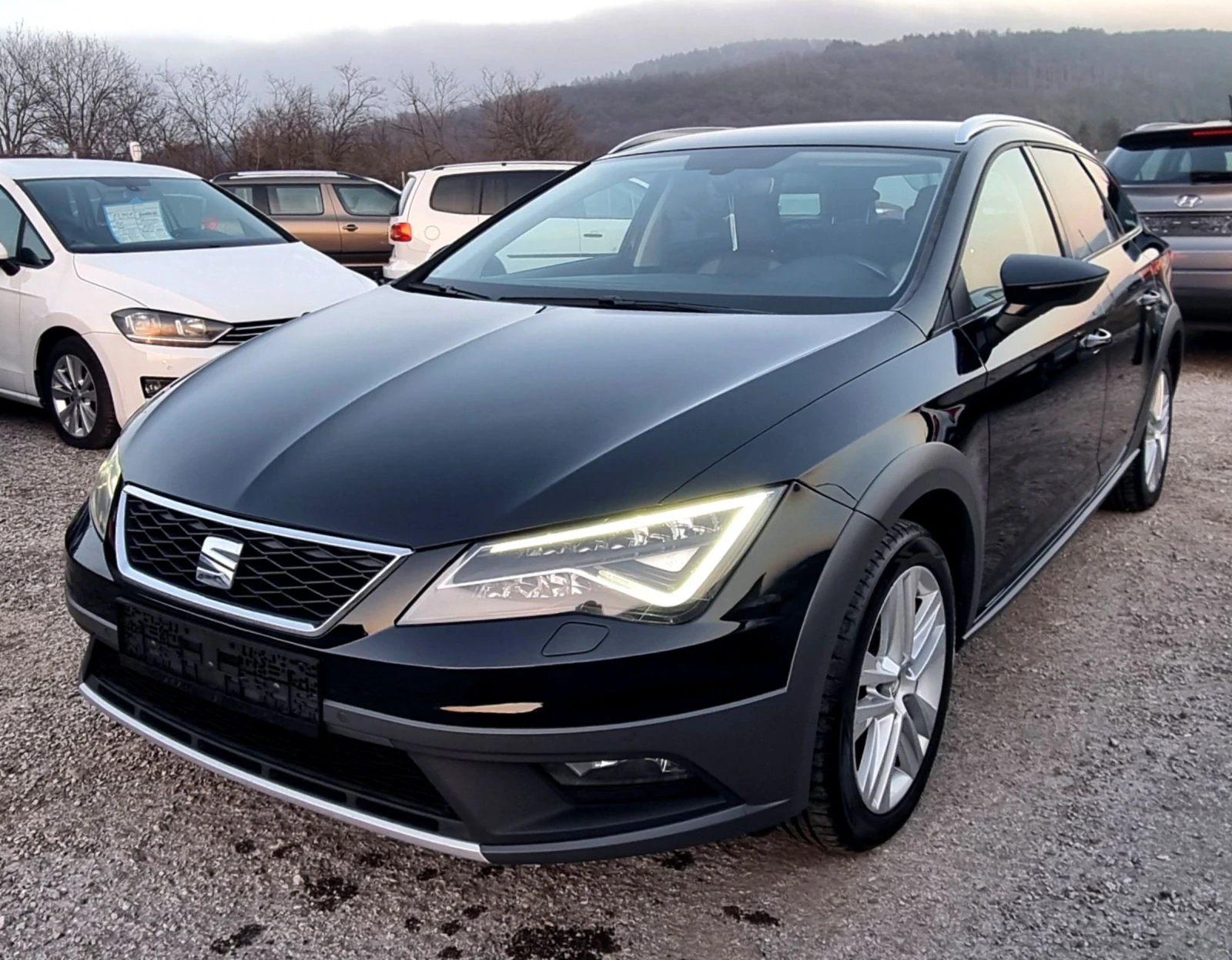 Seat Leon Experience 2.0tdi 150k.c.4x4, снимка 1