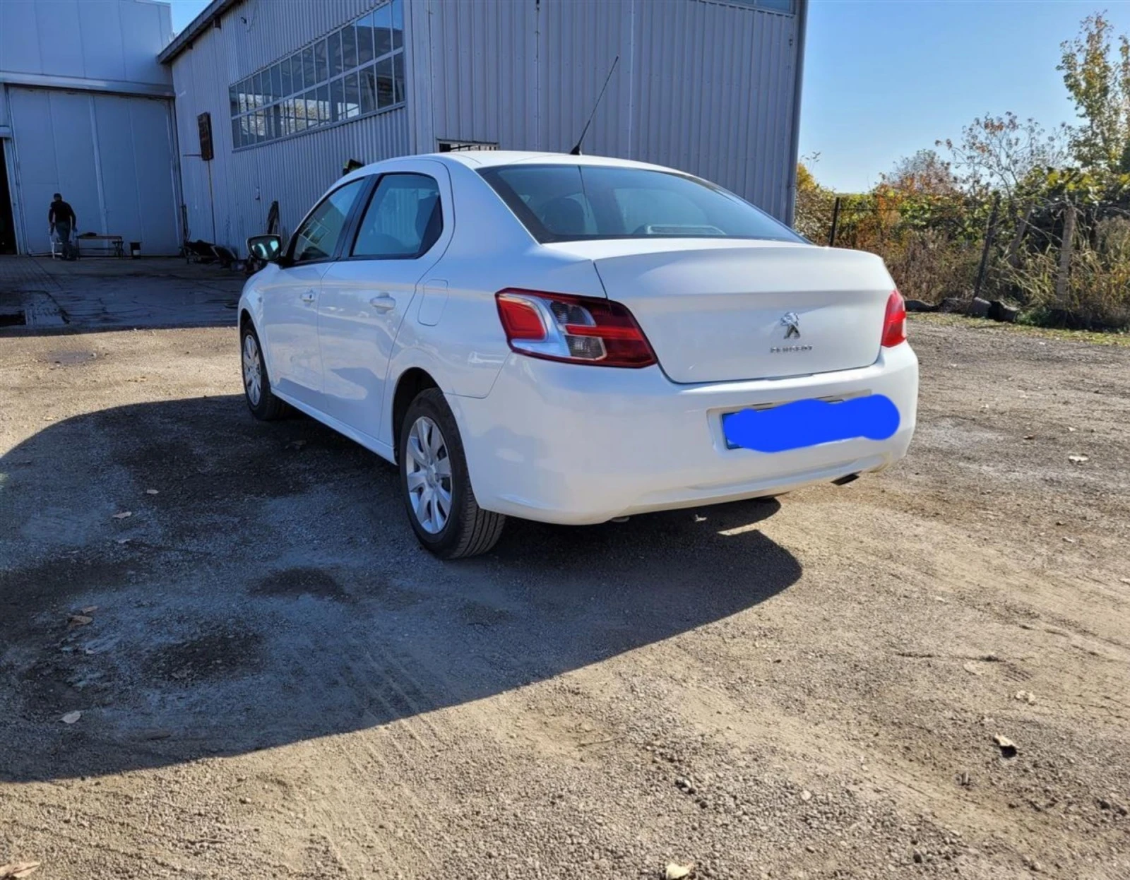 Peugeot 301 1.2 - изображение 6