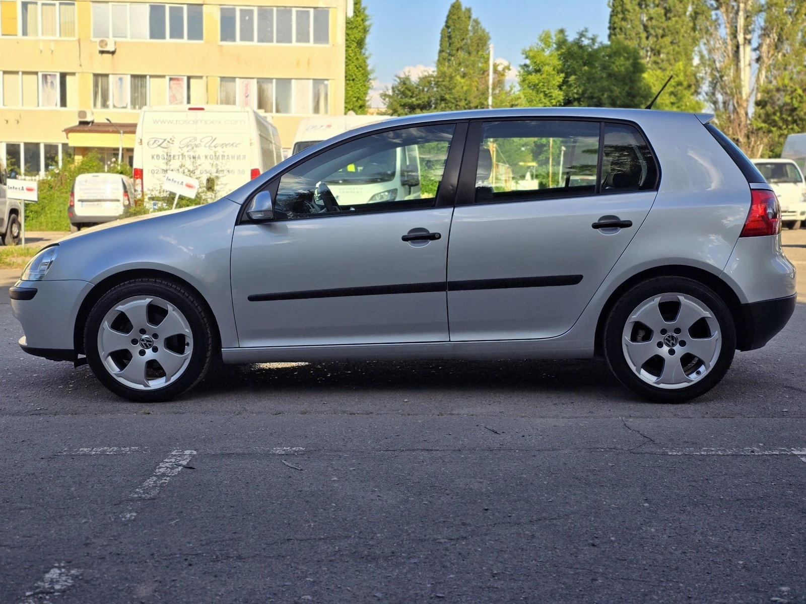 VW Golf 1.6fsi 74760km. 116к.с. - изображение 8