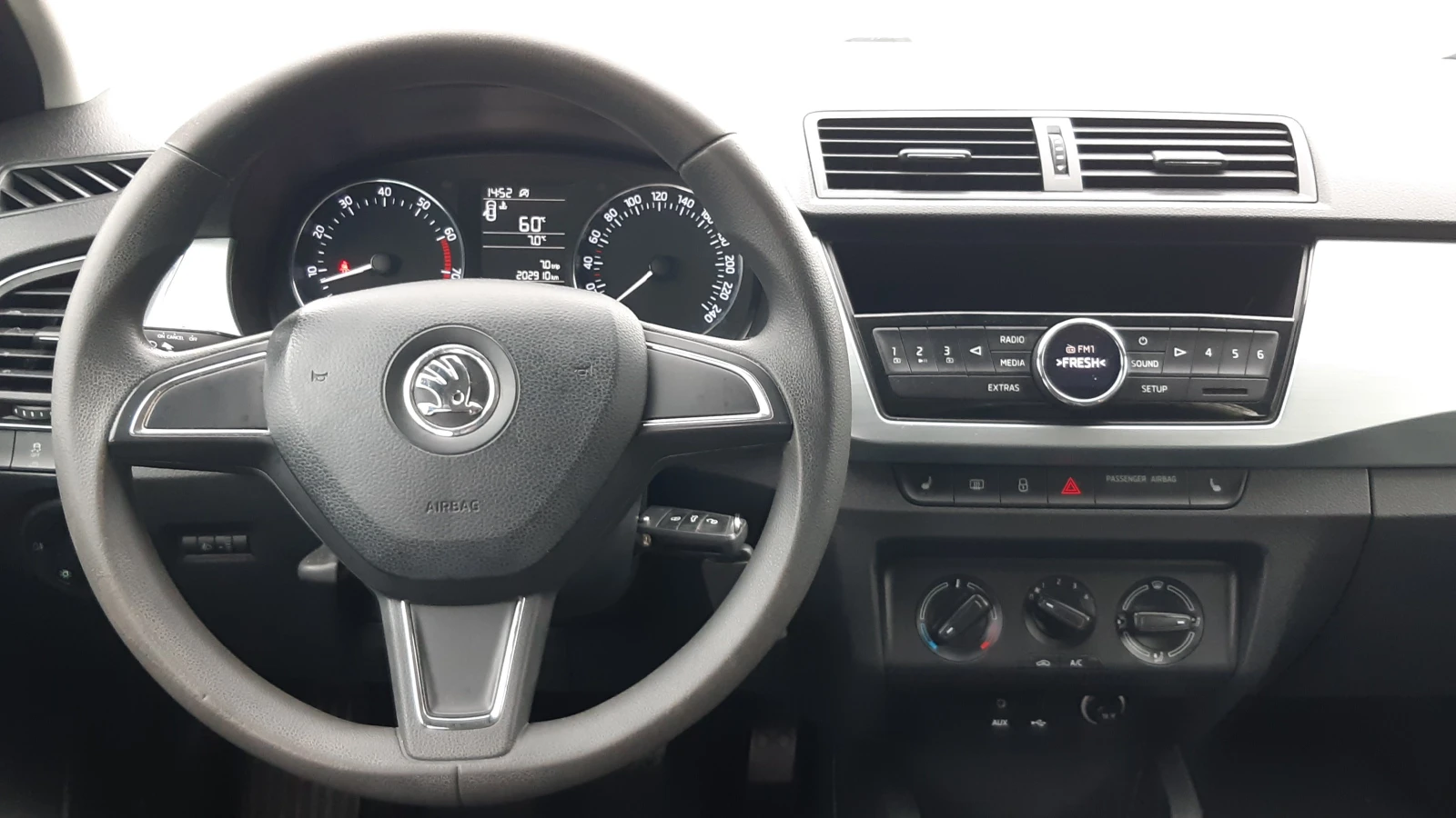 Skoda Fabia 1.2 TSI - изображение 10