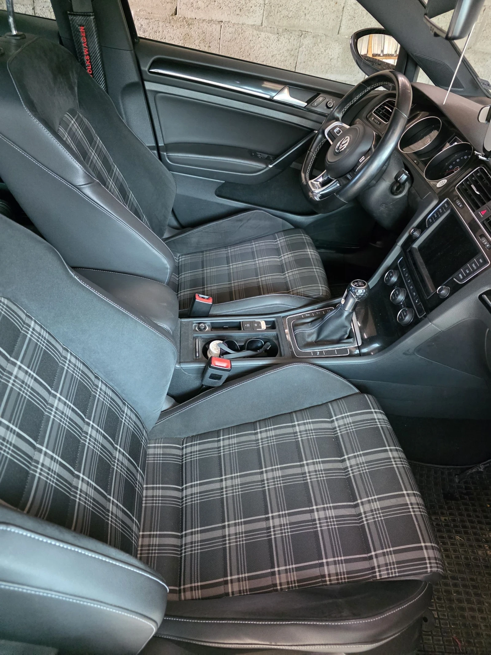 VW Golf 2.0 TDI GTD - изображение 8