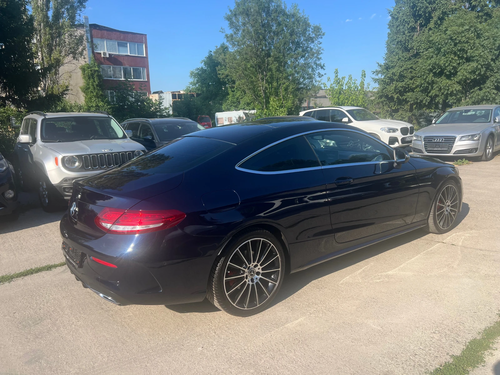 Mercedes-Benz C 220 AMG Coupe  - изображение 7