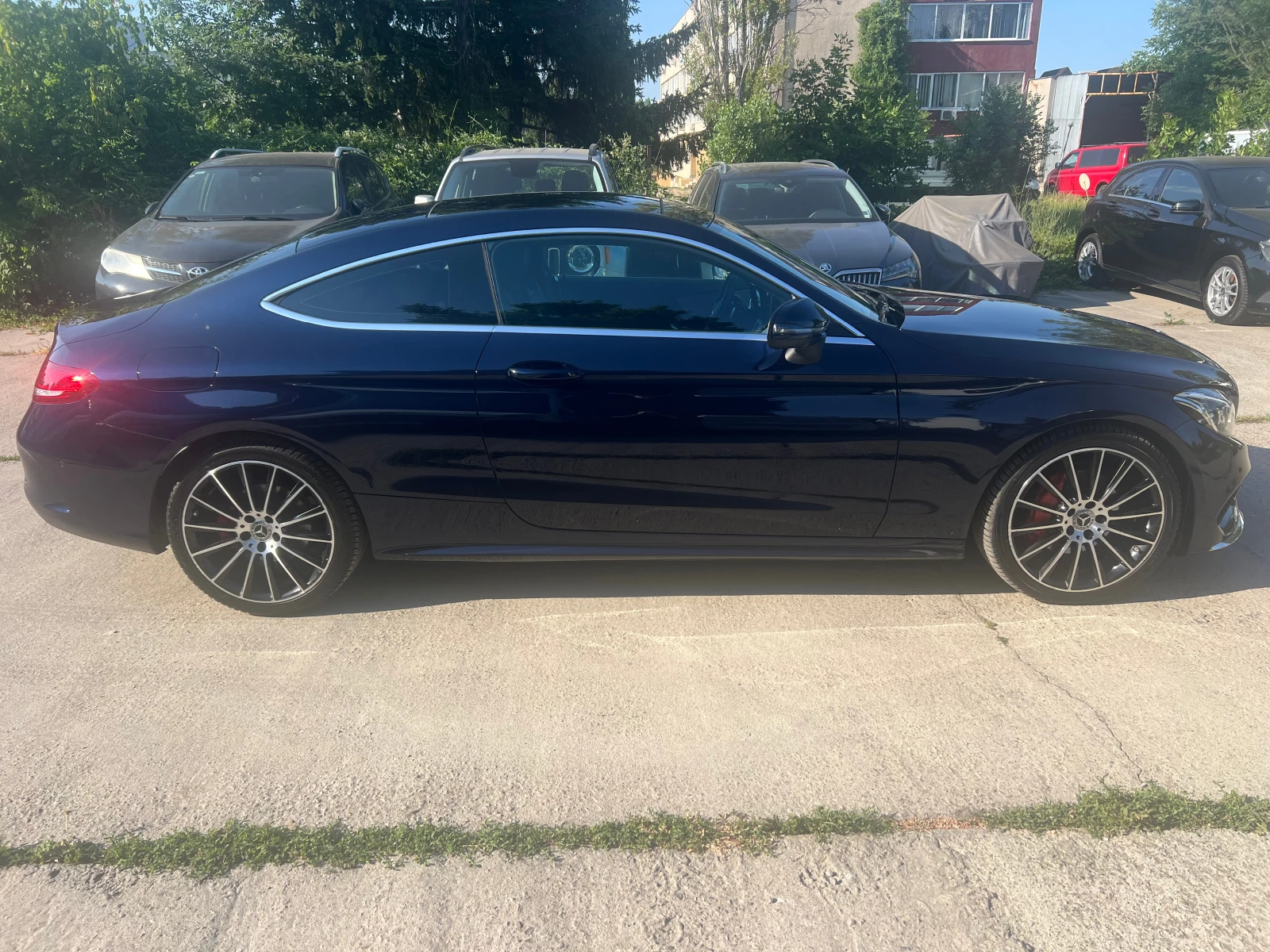 Mercedes-Benz C 220 AMG Coupe  - изображение 8