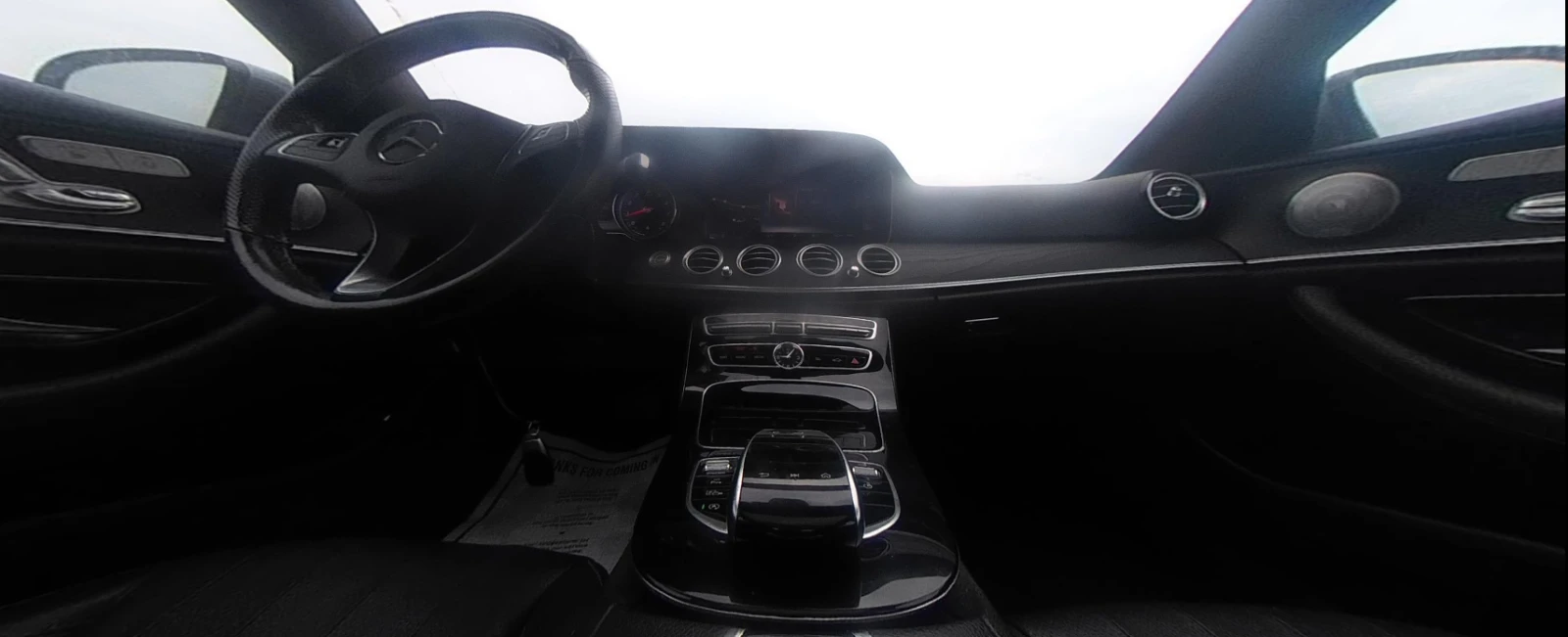 Mercedes-Benz E 300 4MATIC BURMESTER/ПОДГРЕВИ/ДВОЙНА ПАНОРАМА/КОЖА - изображение 8