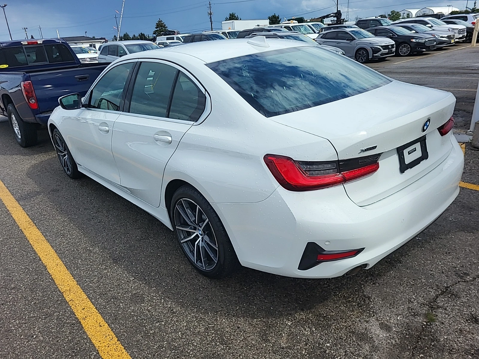 BMW 330 * 330I XDRIVE* * АВТОКРЕДИТ* * ЦЕНА ДО БЪЛГАРИЯ*  - изображение 4