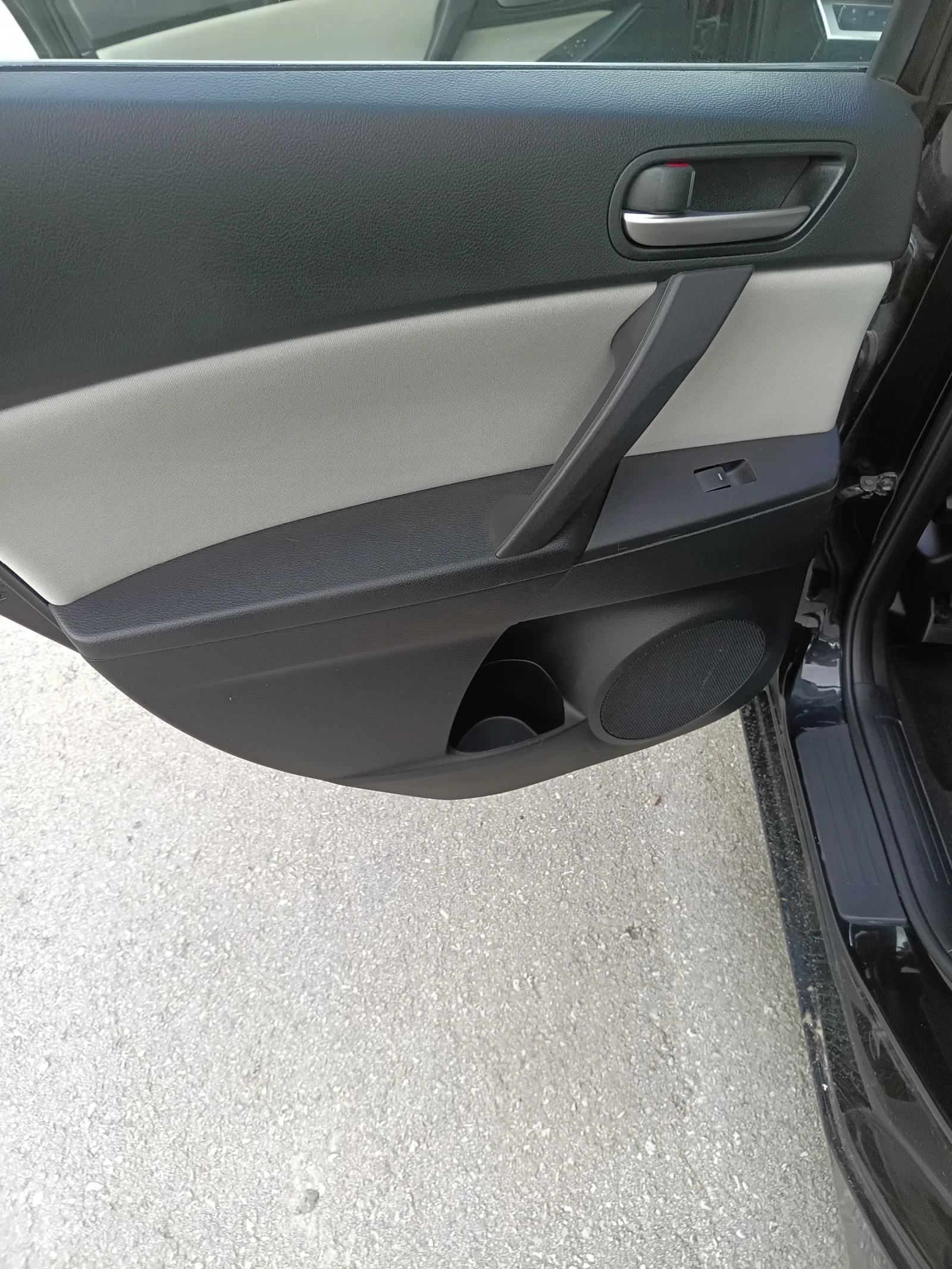 Mazda 3 1.6 | Mobile.bg   17