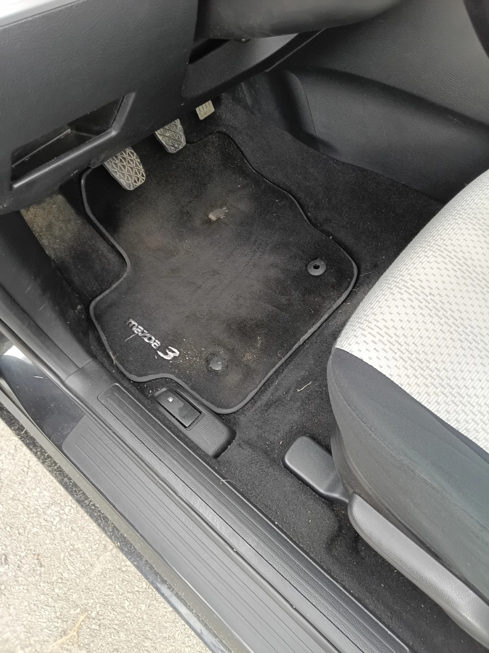 Mazda 3 1.6 | Mobile.bg   14