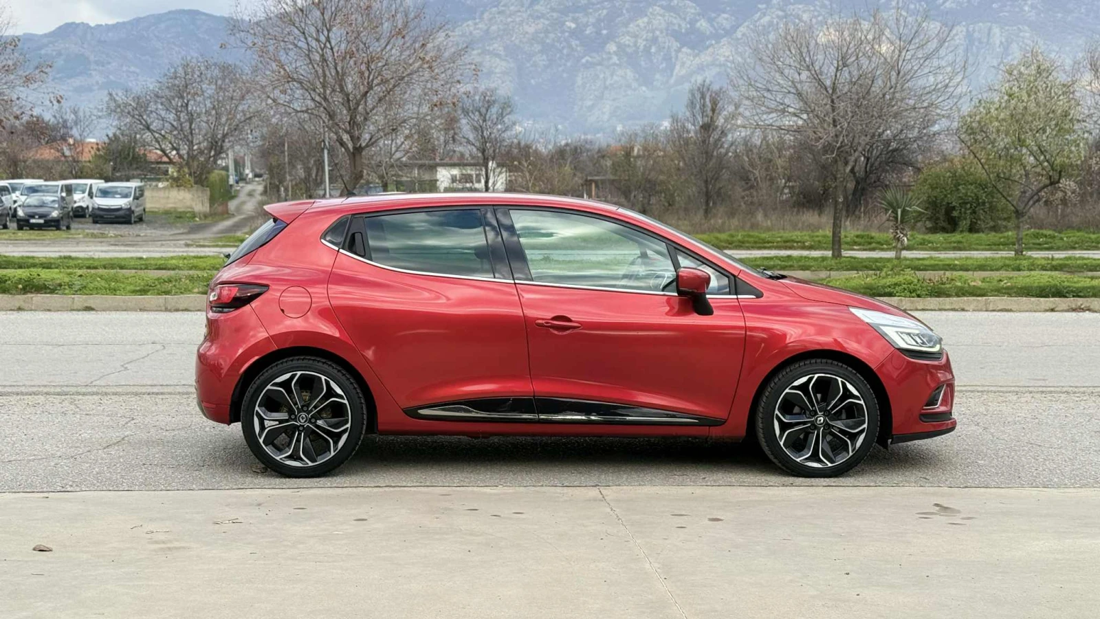 Renault Clio 1.5DCI 90�� * 103���.��* KEYLESS* NAVI*  | Mobile.bg � ����������� 7