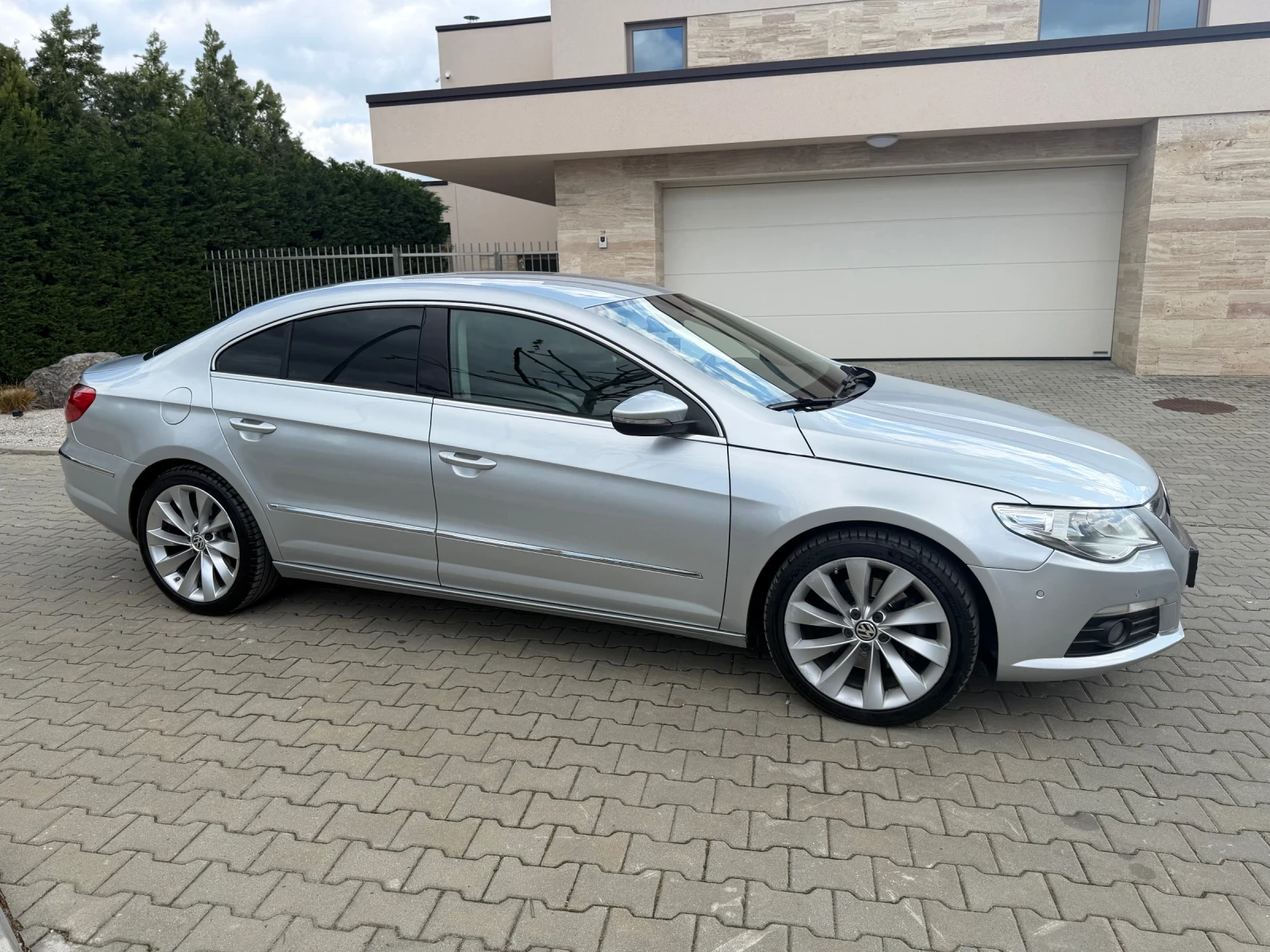 VW Passat CC Напълно Обслужен Самопаркиране, снимка 7 - Автомобили и джипове - 54234577
