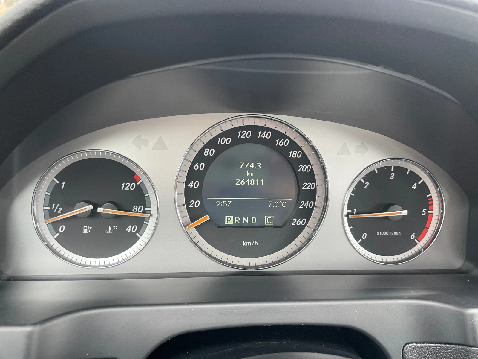 Mercedes-Benz C 220 CDI 646 Avant Auto Navi, снимка 8 - Автомобили и джипове - 53907854
