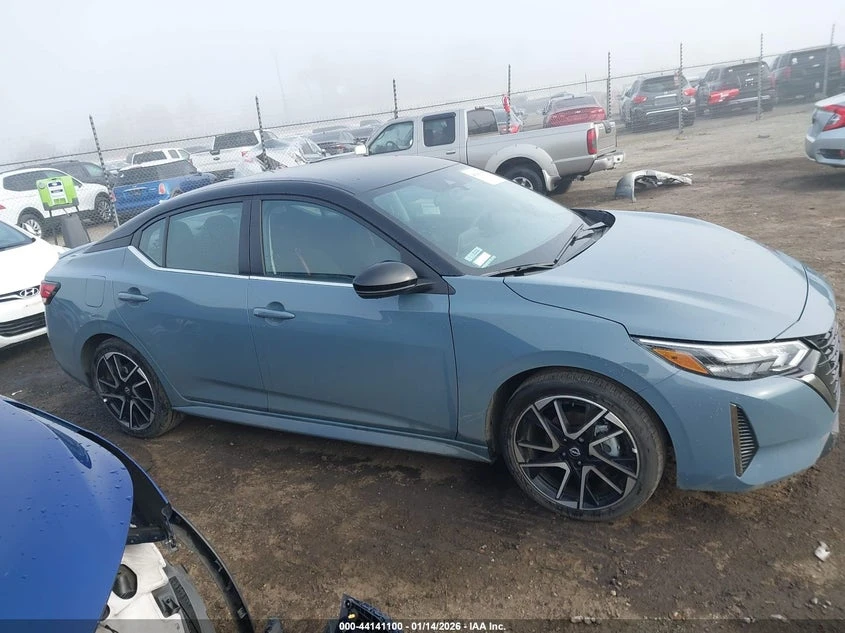 Nissan Sentra 2l Sr, снимка 13 - Автомобили и джипове - 53901757