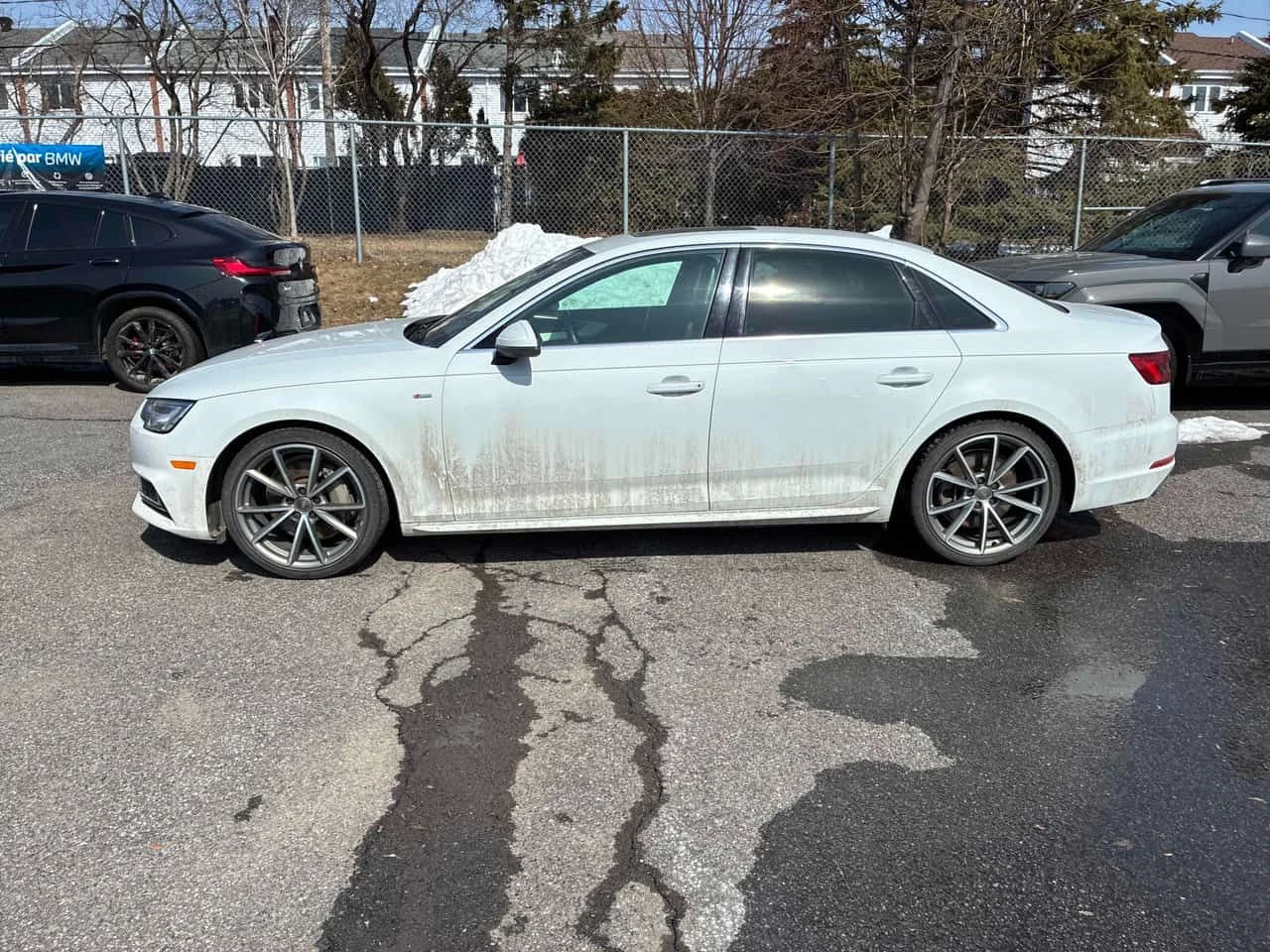 Audi A4 * Technik * CARFAX * Хед-ъп * Bang & Olufsen * , снимка 2 - Автомобили и джипове - 54037260