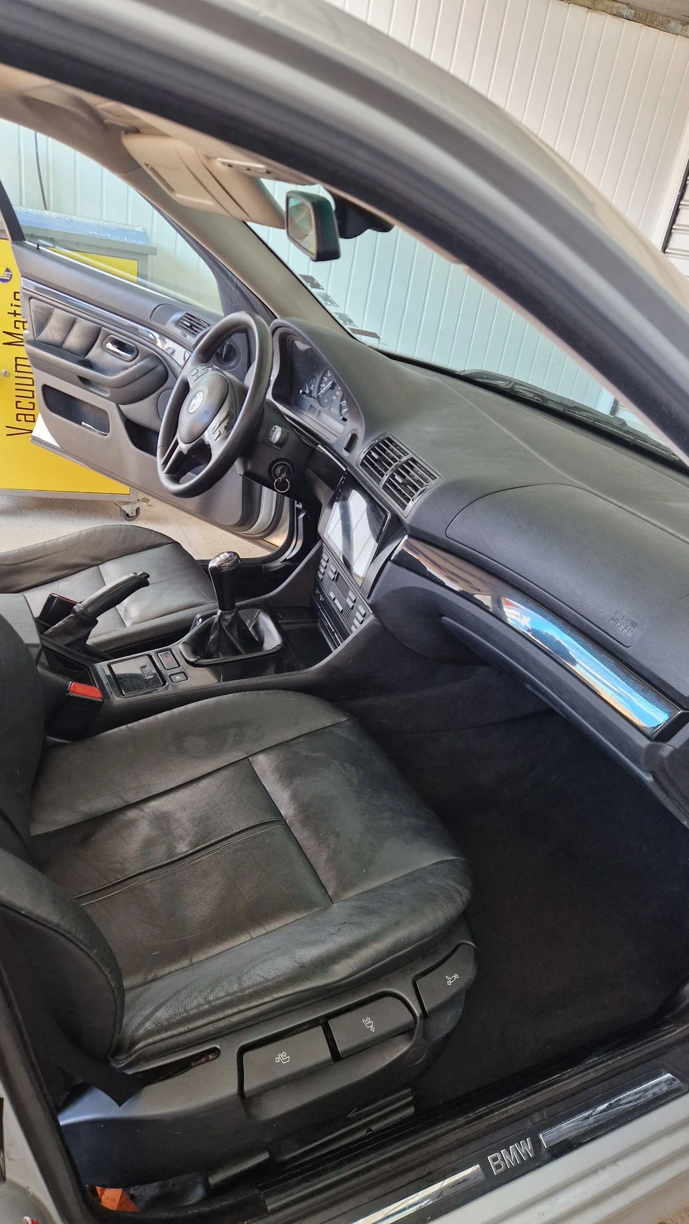 BMW 530 3.0d 193hp, снимка 11 - Автомобили и джипове - 54147470